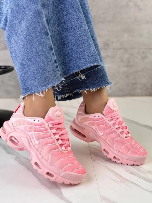 Спортивные кроссовки Air Max Plus TN